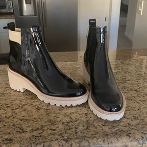 DOLCE VITA HUEY BOOTS IN ONYX PATENT